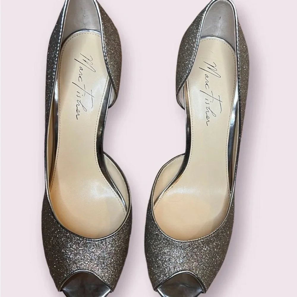 Marc Fisher Silver Metallic Joey 3  Peep Toe High Heel Pumps size 7